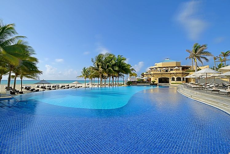 Adult Only Royal Hideaway Playacar Resort